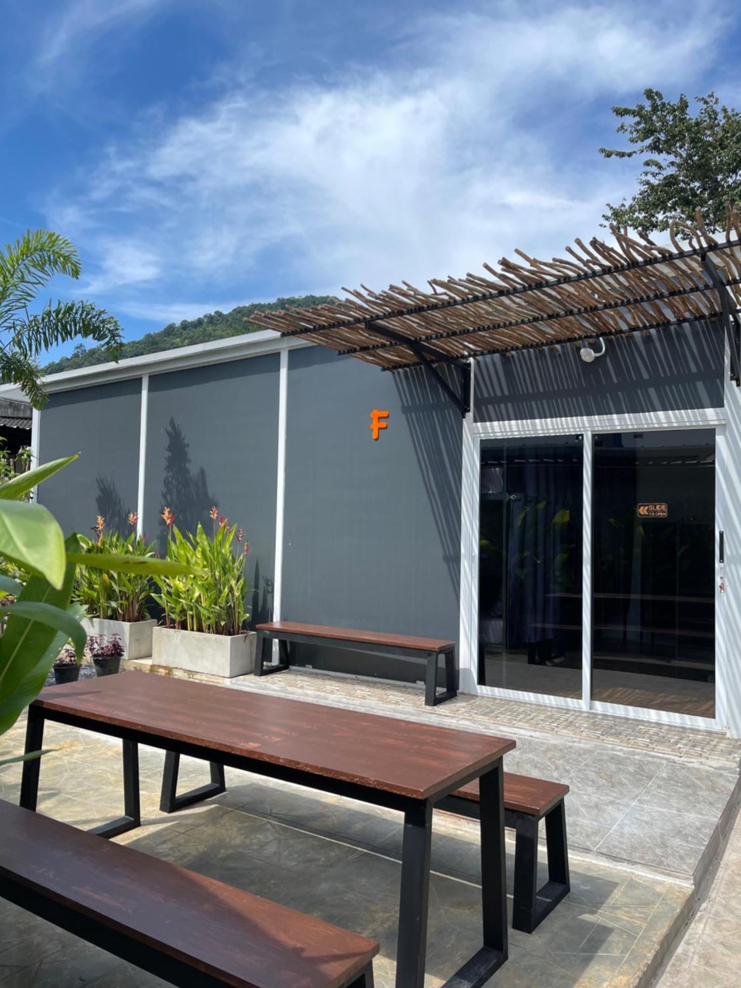 Summer Club And Hostel Ao Nang Exterior foto